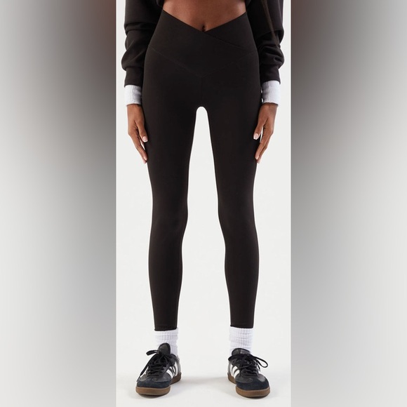 PACSUN PAC WHISPER Black Active Crossover Yoga Pants - Picture 1 of 8